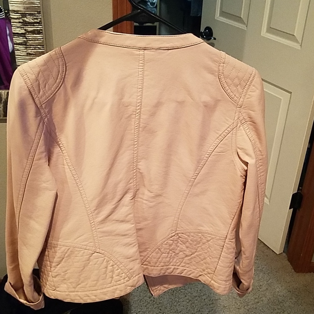 Leather jacket - Picture 2 of 3